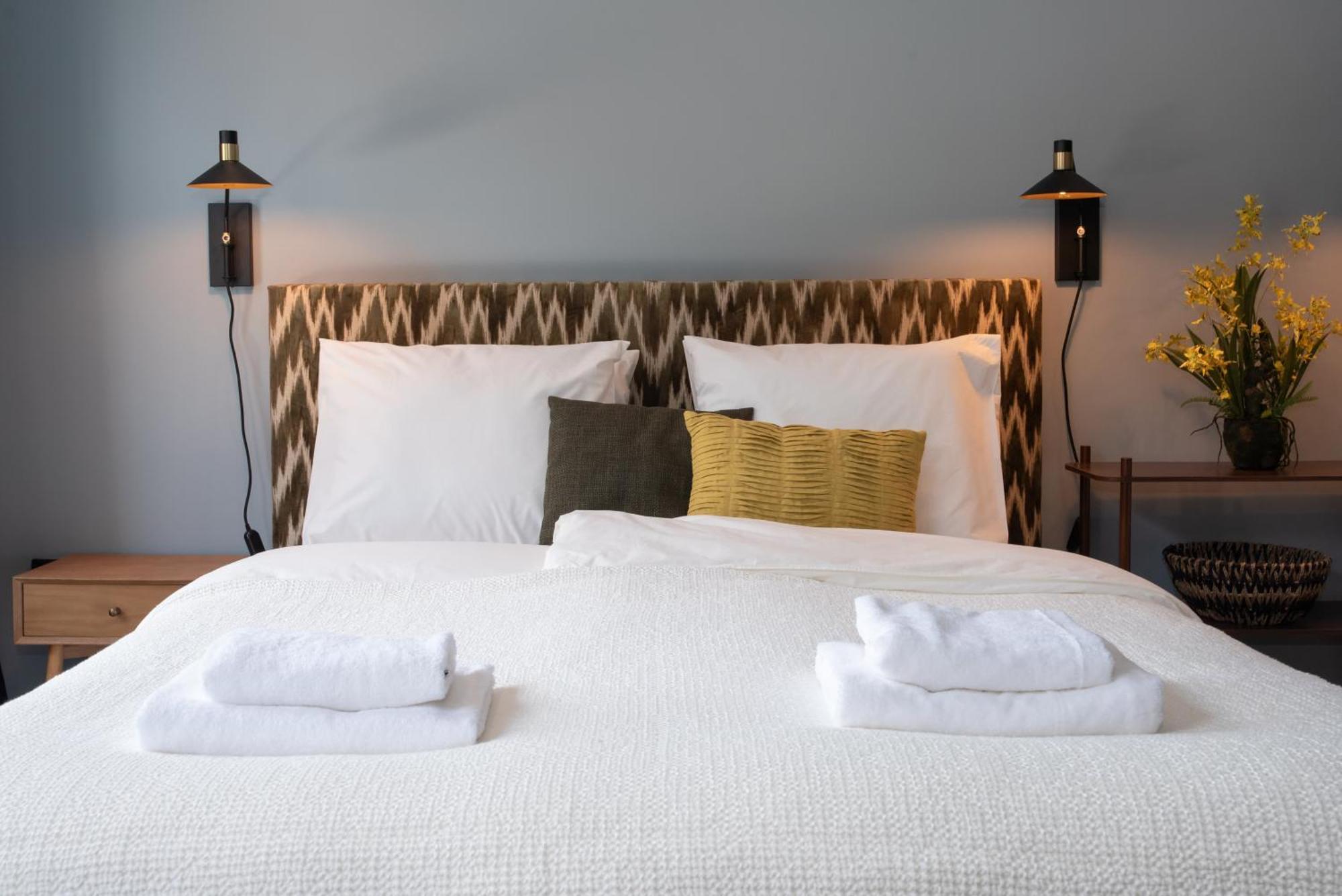 Six Boutique Hotel